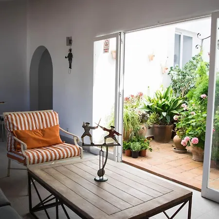 Alexia - Isla - Sunny One Bedroom - Balcony-terrace *