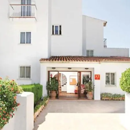 Alexia - Isla - Sunny One Bedroom - Balcony-terrace