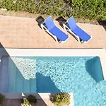 Alexia Isla Direct Pool Access 1b 9min To Sea 5 Min To Town At1833