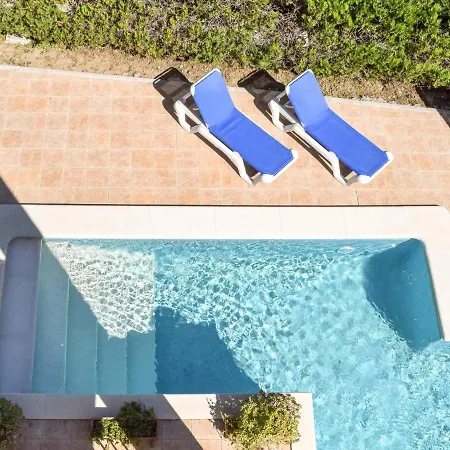 Alexia - Isla - Sunny One Bedroom - Balcony-terrace