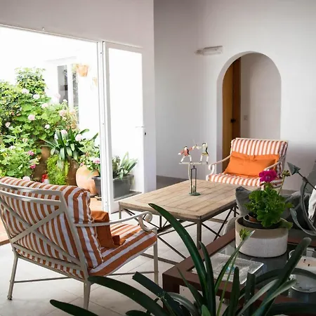 Alexia - Isla - Sunny One Bedroom - Balcony-terrace アパート ポルト・ダ・ポリェンサ