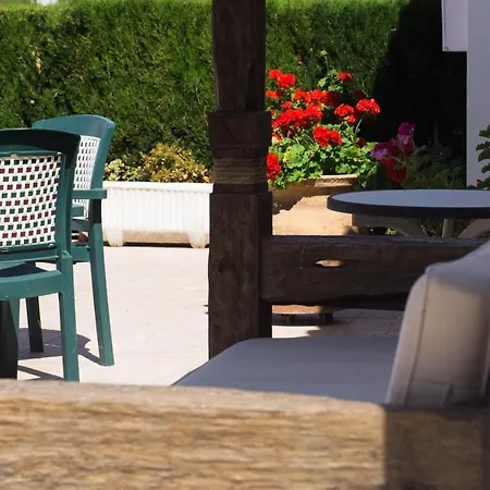 Alexia - Isla - Sunny One Bedroom - Balcony-terrace * ポルト・ダ・ポリェンサ