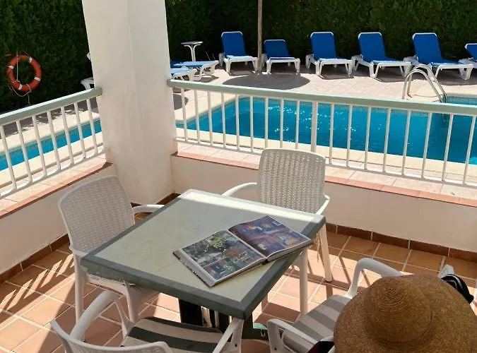 Alexia Isla Direct Pool Access 1b 9min To Sea 5 Min To Town At1833 Appartement