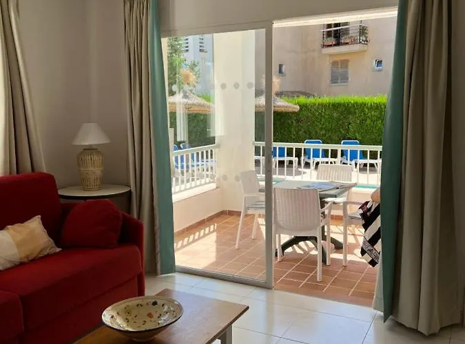 Alexia Isla Direct Pool Access 1b 9min To Sea 5 Min To Town At1833 아파트