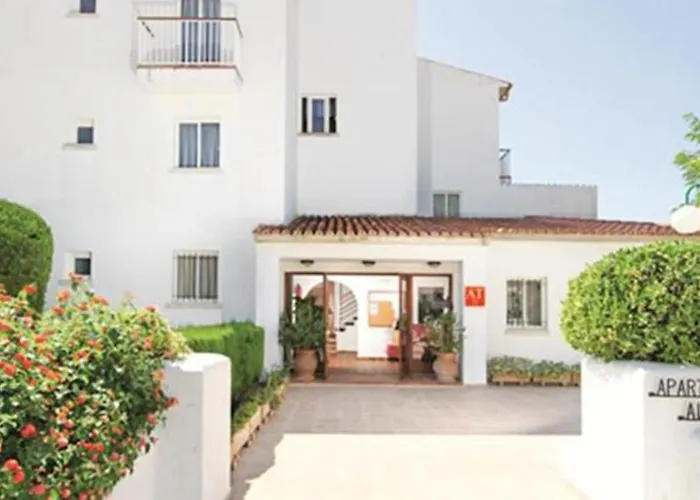 Alexia Isla Direct Pool Access 1b 9min To Sea 5 Min To Town At1833